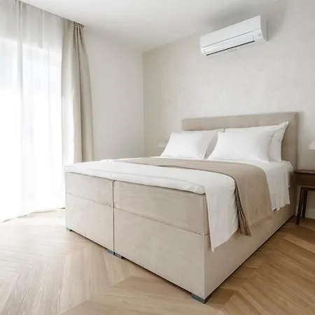 Boutique Design Apartment, Split- Quiet Base Near The Old Town * Split