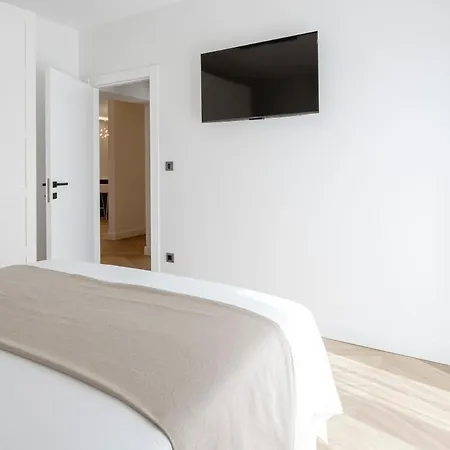 Boutique Design Apartment, Split- Quiet Base Near The Old Town Apartament Split