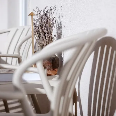 Boutique Design Apartment, Split- Quiet Base Near The Old Town Apartament