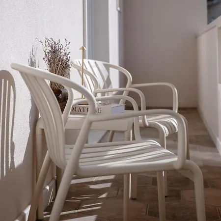Boutique Design Apartment, Split- Quiet Base Near The Old Town Split