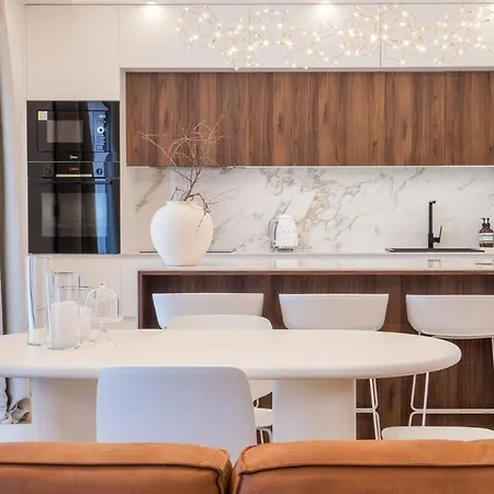 Boutique Design Apartment, Split- Quiet Base Near The Old Town Split